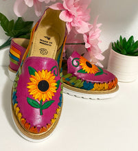 Load image into Gallery viewer, Colorful Huarache Sandals with Sunflower Design