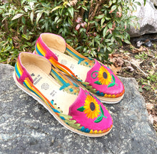 Load image into Gallery viewer, Colorful Huarache Sandals with Sunflower Design