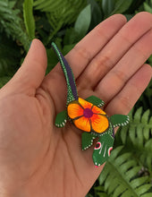 Load image into Gallery viewer, Hand-Made Beautiful Lizard  Mini Alebrije Figurine
