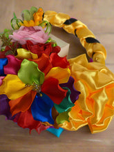 Load image into Gallery viewer, Set of Braided Headband/Floral Attachment - Multi-Color Flowers / Trenza Istmeña Con Guia