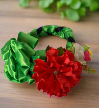 Load image into Gallery viewer, Set of Braided Headband/Floral Attachment / Trenza Istmeña Con Guia