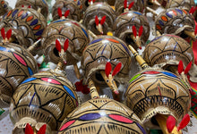 Load image into Gallery viewer, Beautiful Bobble Head Armadillo Alebrije
