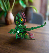 Load image into Gallery viewer, Beautiful Dragon Alebrije with Bobble Head