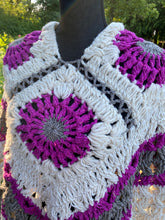 Load image into Gallery viewer, Hand-Made Mexican Artisan Gaban/Mañanita
