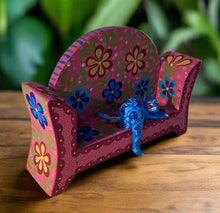 Load image into Gallery viewer, Beautiful Hand-Made Authentic Mexican Alebrije - Cat on Sofa -Pink