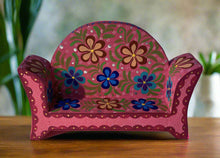 Load image into Gallery viewer, Beautiful Hand-Made Authentic Mexican Alebrije - Cat on Sofa -Pink