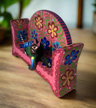 Load image into Gallery viewer, Beautiful Hand-Made Authentic Mexican Alebrije - Cat on Sofa - Pink 2