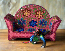 Load image into Gallery viewer, Beautiful Hand-Made Authentic Mexican Alebrije - Cat on Sofa - Pink 2