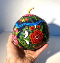 Load image into Gallery viewer, Beautiful Painted Gourd /Jewelry Box from Olinalá - Blue