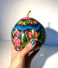 Load image into Gallery viewer, Beautiful Painted Gourd /Jewelry Box from Olinalá - Blue