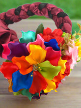 Load image into Gallery viewer, Set of Braided Headband/Floral Attachment - Multi-Color Flowers / Trenza Istmeña Con Guia
