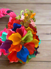 Load image into Gallery viewer, Set of Braided Headband/Floral Attachment - Multi-Color Flowers / Trenza Istmeña Con Guia