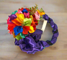 Load image into Gallery viewer, Set of Braided Headband/Floral Attachment - Multi-Color Flowers / Trenza Istmeña Con Guia