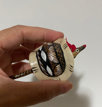 Load image into Gallery viewer, Hand-Made Bobble Head Armadillo Mexican Mini Alebrije