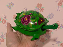 Load image into Gallery viewer, Mexican Hand-Made Turtle from Oaxaca With Bobble Head - Green
