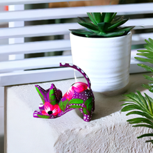 Load image into Gallery viewer, Authentic Mexican Cat Alebrije/Hand-Made