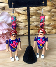 Load image into Gallery viewer, Lupita Earrings - Hand-Made Mexican Cartoneria