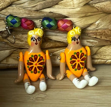 Load image into Gallery viewer, Lupita Earrings - Hand-Made Mexican Cartoneria
