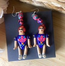 Load image into Gallery viewer, Lupita Earrings - Hand-Made Mexican Cartoneria