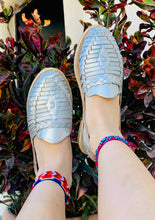 Load image into Gallery viewer, Artisan Mexican Leather Huaraches (Silver)