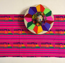 Load image into Gallery viewer, Cambaya Table Runner