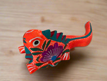 Load image into Gallery viewer, Hand-Made Beautiful Iguana Mini Alebrije Figurine in Bright Colors

