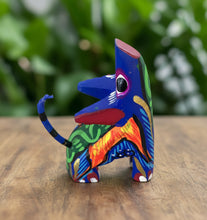 Load image into Gallery viewer, Beautiful Hand-Made Wolf Mini Alebrije Figurine

