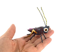 Load image into Gallery viewer, Authentic Mexican Mini Alebrije &quot;Grasshopper&quot; figurine / Hand-Made
