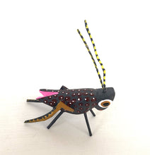 Load image into Gallery viewer, Authentic Mexican Mini Alebrije &quot;Grasshopper&quot; figurine / Hand-Made
