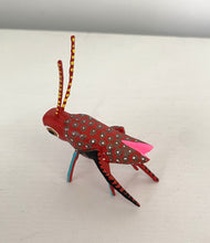 Load image into Gallery viewer, Authentic Mexican Mini Alebrije &quot;Grasshopper&quot; figurine / Hand-Made
