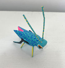 Load image into Gallery viewer, Authentic Mexican Mini Alebrije &quot;Grasshopper&quot; figurine / Hand-Made
