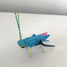 Load image into Gallery viewer, Authentic Mexican Mini Alebrije &quot;Grasshopper&quot; figurine / Hand-Made
