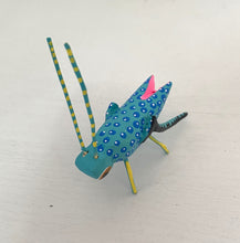 Load image into Gallery viewer, Authentic Mexican Mini Alebrije &quot;Grasshopper&quot; figurine / Hand-Made
