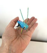 Load image into Gallery viewer, Authentic Mexican Mini Alebrije &quot;Grasshopper&quot; figurine / Hand-Made

