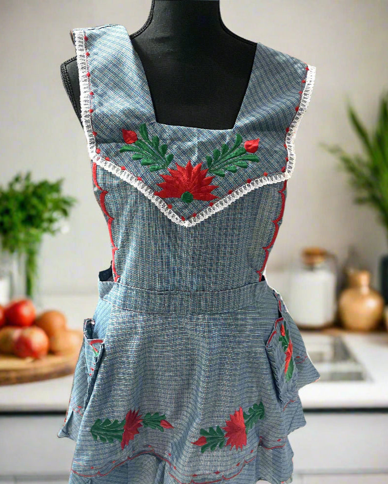 Artisanal Embroidered Apron - Green / Large