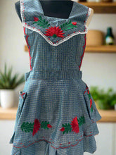 Load image into Gallery viewer, Artisanal Embroidered Apron - Green / Large
