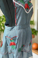 Load image into Gallery viewer, Artisanal Embroidered Apron - Green / Large
