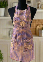Load image into Gallery viewer, Beatiful Artisanal Apron with Delicate Embroidery (S/M) - Pink
