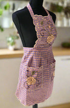 Load image into Gallery viewer, Beatiful Artisanal Apron with Delicate Embroidery (S/M) - Pink
