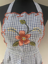 Load image into Gallery viewer, Beatiful Artisanal Apron with Delicate Embroidery (S/M) - Style 2
