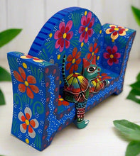 Load image into Gallery viewer, Authentic Mexican Alebrije - Cat on Sofa (Gato Sobre sillon) - Royal Blue
