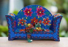 Load image into Gallery viewer, Authentic Mexican Alebrije - Cat on Sofa (Gato Sobre sillon) - Royal Blue
