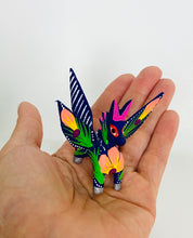 Load image into Gallery viewer, Hand-Made Small &quot;Pegasus&quot; Mexican Alebrije Figurine
