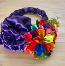 Load image into Gallery viewer, Set of Braided Headband/Floral Attachment - Multi-Color Flowers / Trenza Istmeña Con Guia
