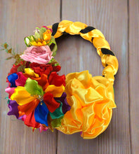 Load image into Gallery viewer, Set of Braided Headband/Floral Attachment - Multi-Color Flowers / Trenza Istmeña Con Guia
