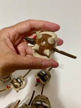 Load image into Gallery viewer, Hand-Made Bobble Head Armadillo Mexican Mini Alebrije

