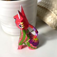 Load image into Gallery viewer, Beautiful Cat Mini Alebrije Figurine
