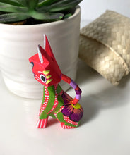 Load image into Gallery viewer, Beautiful Cat Mini Alebrije Figurine
