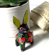 Load image into Gallery viewer, Little Bunny - Mexican Mini Alebrije  Figurine
