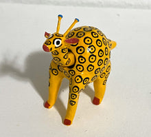 Load image into Gallery viewer, Adorable Giraffe Alebrije with Bobble Head
